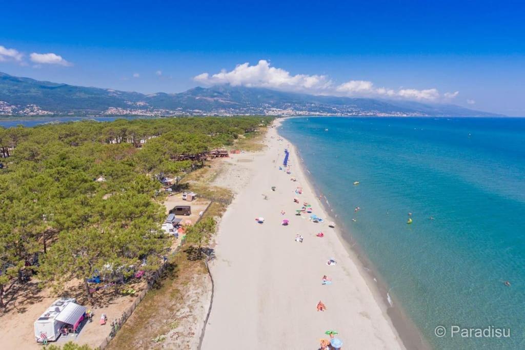 5 Min Des Plages - Appt 2 Chambres A Casa Bella 루키아나 외부 사진