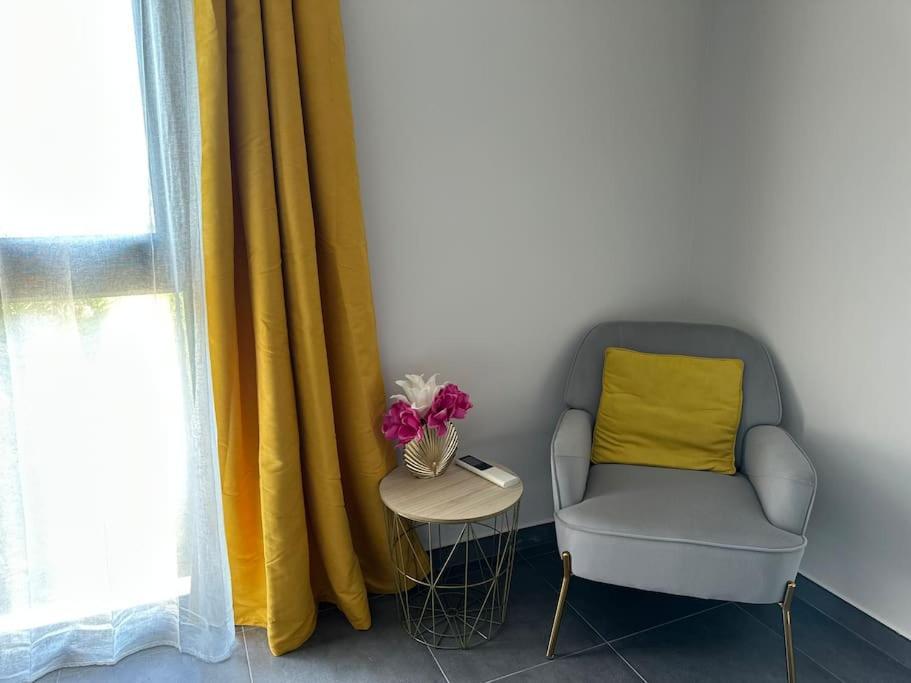 5 Min Des Plages - Appt 2 Chambres A Casa Bella 루키아나 외부 사진